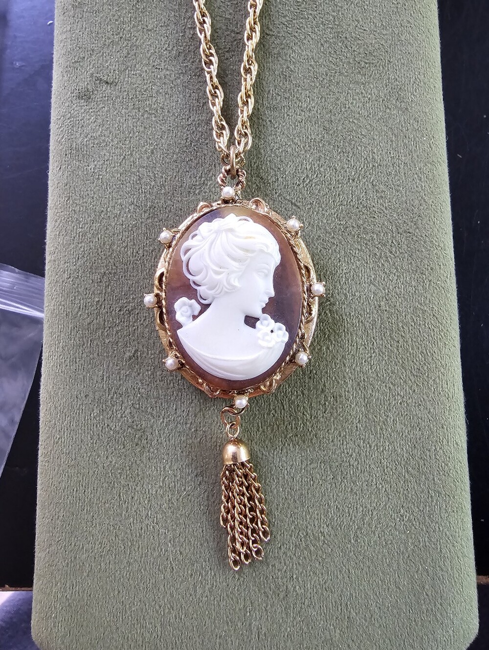Vintage Cameo Locket Necklace